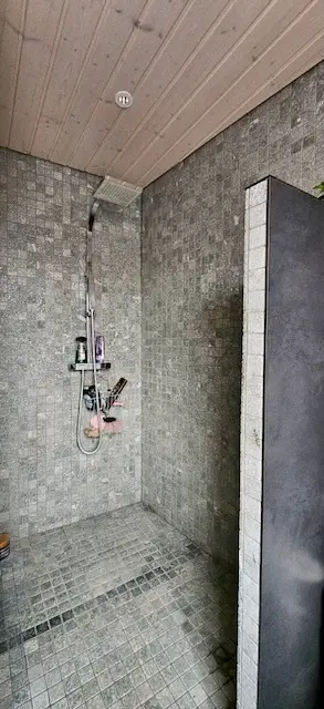 Authentique maison villageoise, Charme et volumes à Boveresse