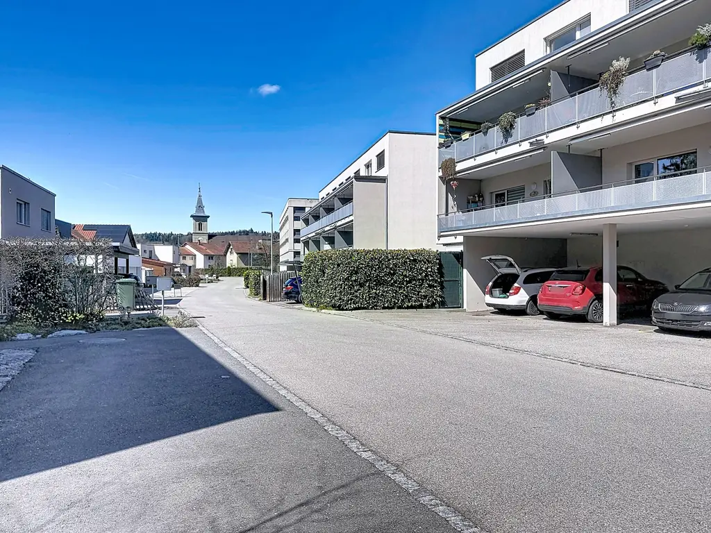 Duplex lumineux de 4,5 pièces, avec balcon plein sud et vue dégagée – belle opportunité à Belfaux