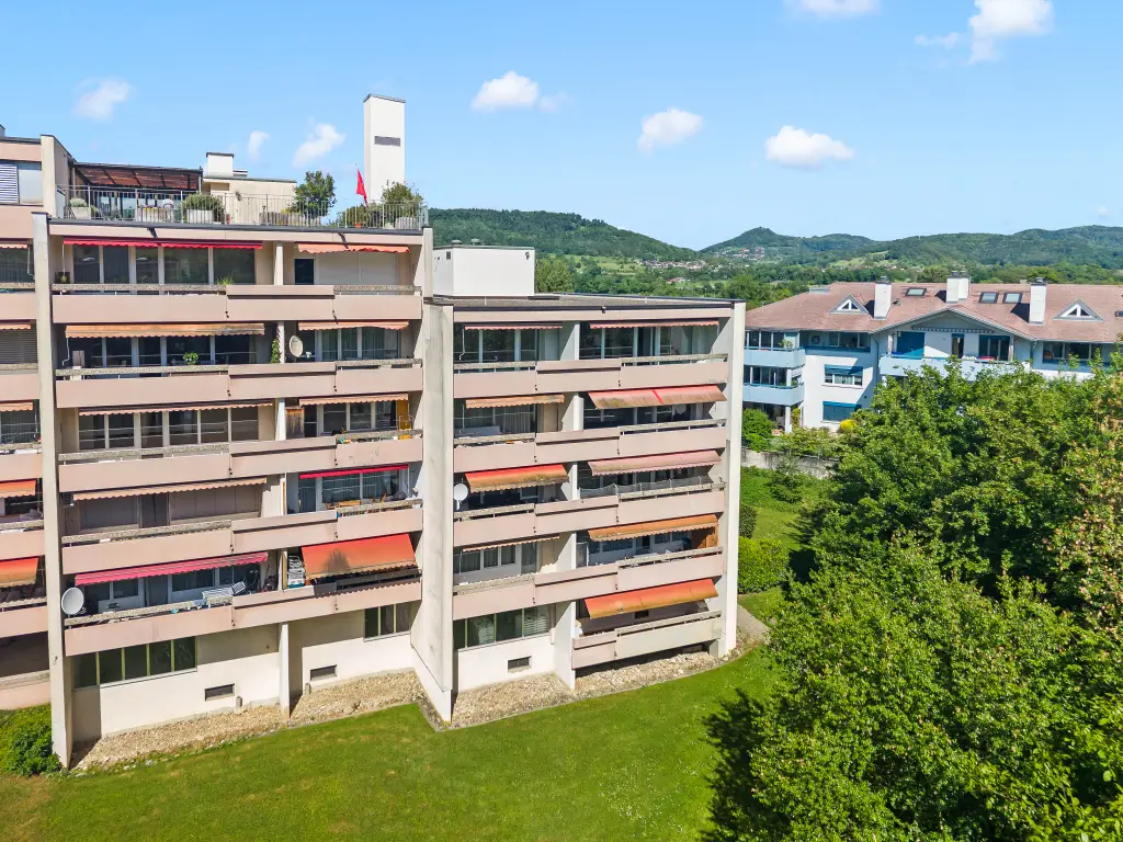 Weitsicht und 2 Balkonen