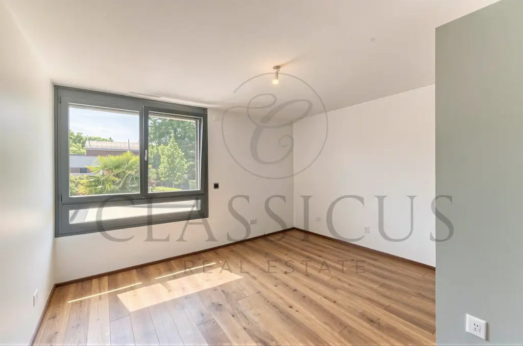 Aux portes de Carouge – Maison contemporaine avec rooftop jacuzzi et jardin paysager