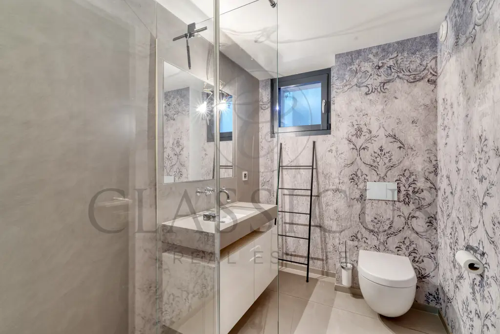 Aux portes de Carouge – Maison contemporaine avec rooftop jacuzzi et jardin paysager