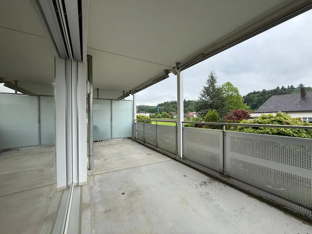 5737 Oberkulm | MODERN MIT GROSSEM BALKON, WEITSICHT UND LIFT