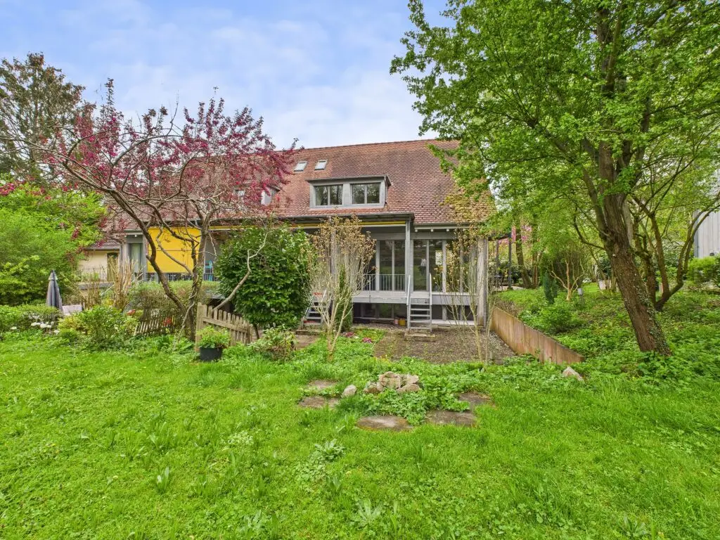 Traumhaftes Reihenhaus in ruhiger Lage in Witterswil