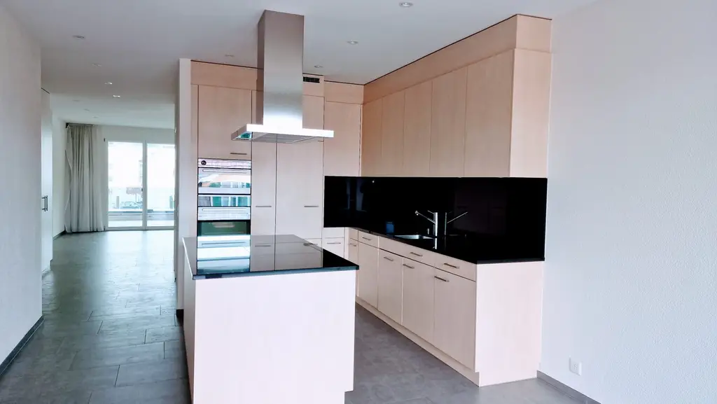 Lichtdurchflutete Zentrale Wohnung
