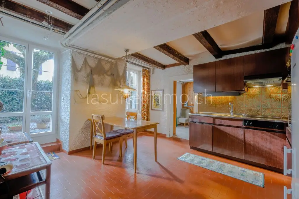 VENDU &#8211; Allaman &#8211; Maison historique de plusieurs appartements