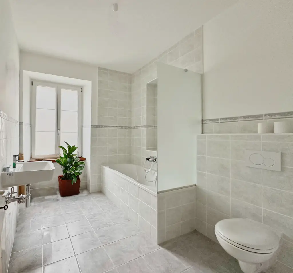 Opportunité à saisir &#8211; maison individuelle de 5,5 p,  avec appartement 3,5 pc indépendant + potentiel