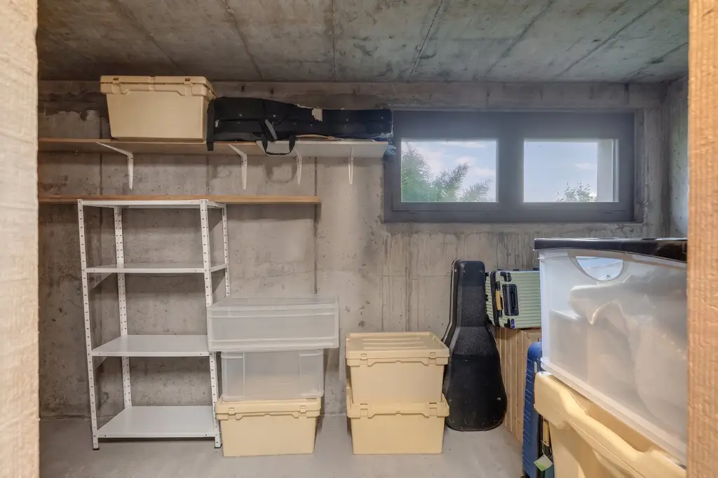 Geräumige und helle 5.5-Zimmer Wohnung mit Weitblick