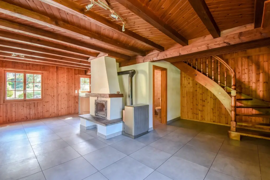 Chalet individuel avec fort potentiel – Résidence secondaire autorisée à Val-d&rsquo;Illiez