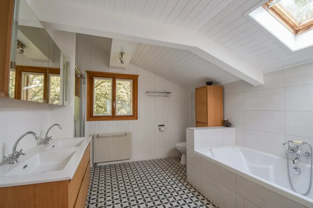 Chalet familial avec vue sur les Dents-du-Midi  Résidence secondaire autorisée – Vente aux étrangers possible