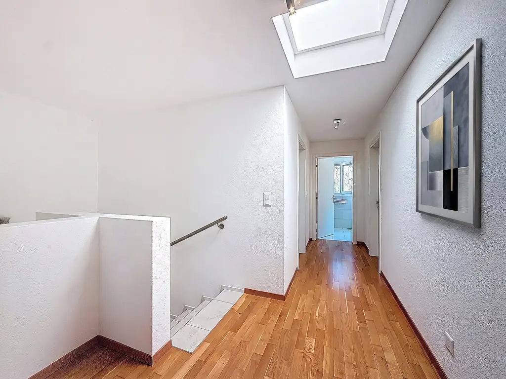 Duplex lumineux de 4,5 pièces, avec balcon plein sud et vue dégagée – belle opportunité à Belfaux