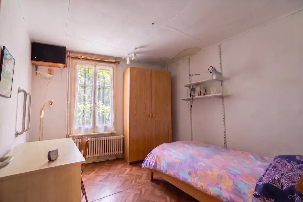 OPPORTUNITE UNIQUE ! Maison de 7 pièces à rénover dans un quartier prisé
