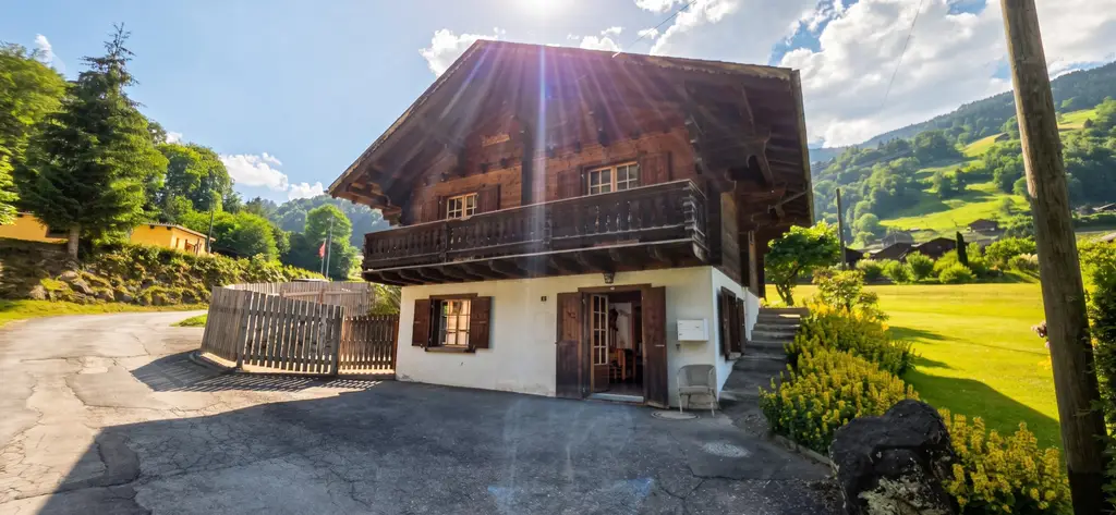 Chalet individuel avec fort potentiel – Résidence secondaire autorisée à Val-d&rsquo;Illiez