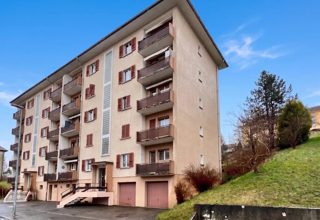 Appartement 3,5 pièces, au 2ème étage, avec balcon