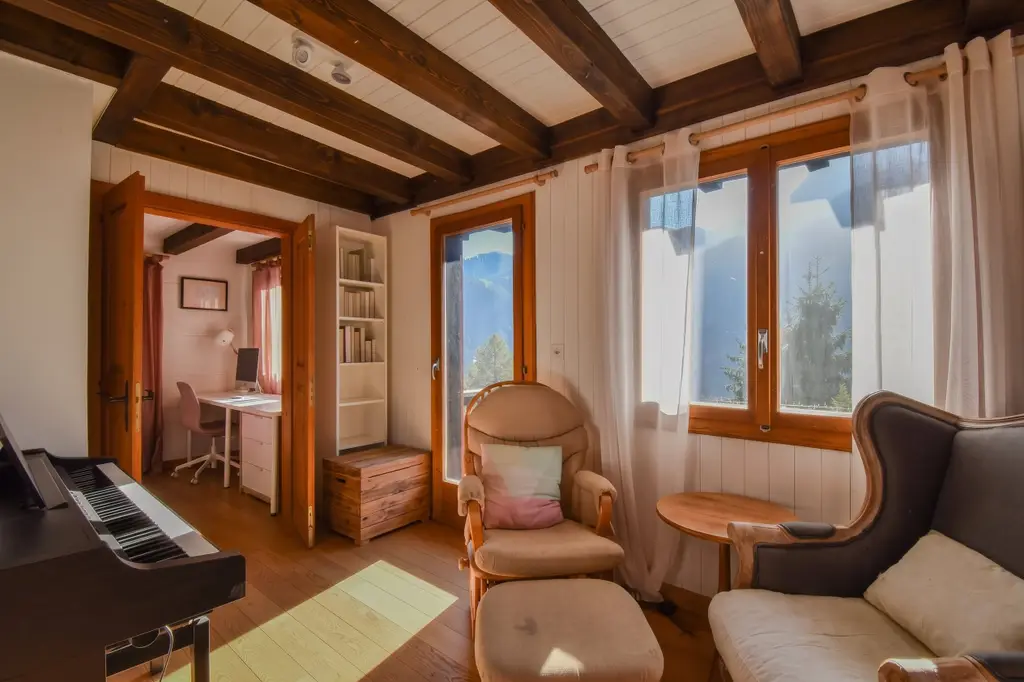 Chalet familial avec vue sur les Dents-du-Midi  Résidence secondaire autorisée – Vente aux étrangers possible