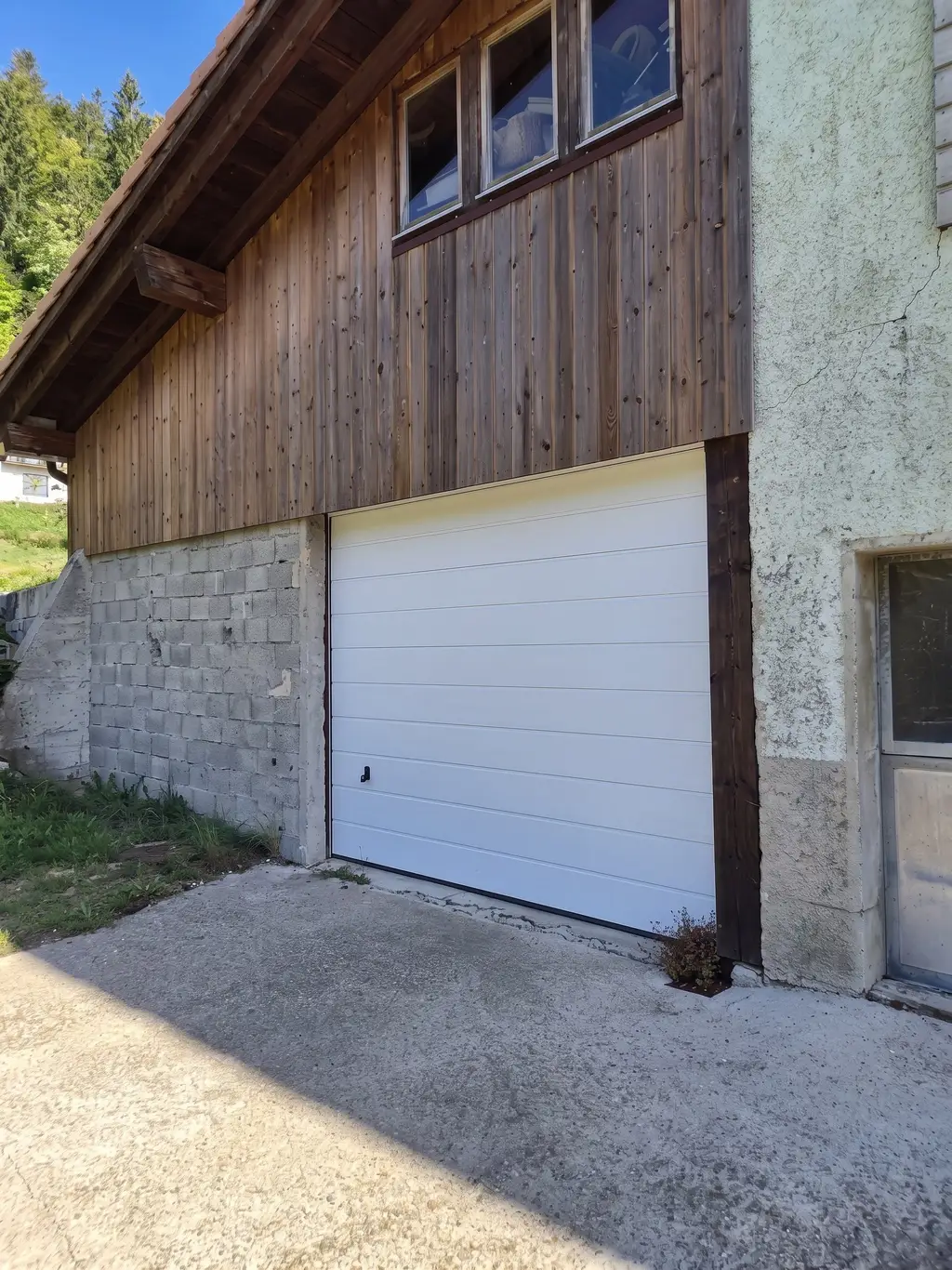Ferme aux volumes généreux – Combe-Pellaton