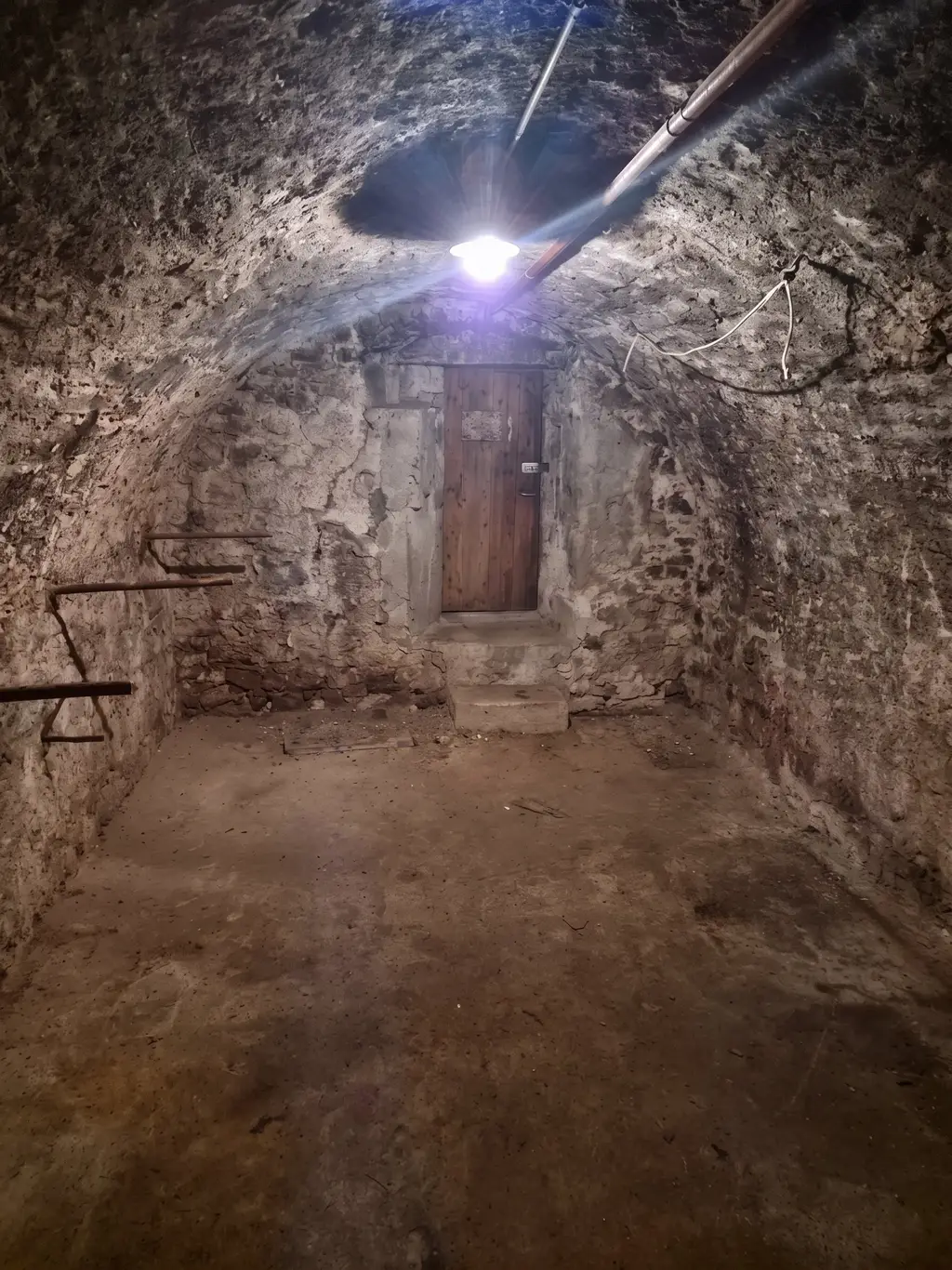 Ferme aux volumes généreux – Combe-Pellaton