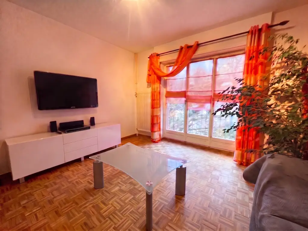Appartement 3,5 pièces, au 2ème étage, avec balcon