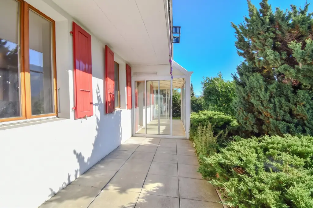 Chalet familial avec vue sur les Dents-du-Midi  Résidence secondaire autorisée – Vente aux étrangers possible