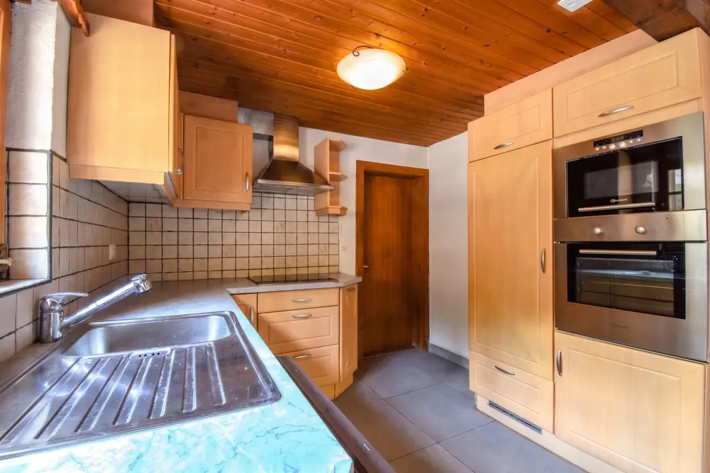 Chalet individuel avec fort potentiel – Résidence secondaire autorisée à Val-d&rsquo;Illiez
