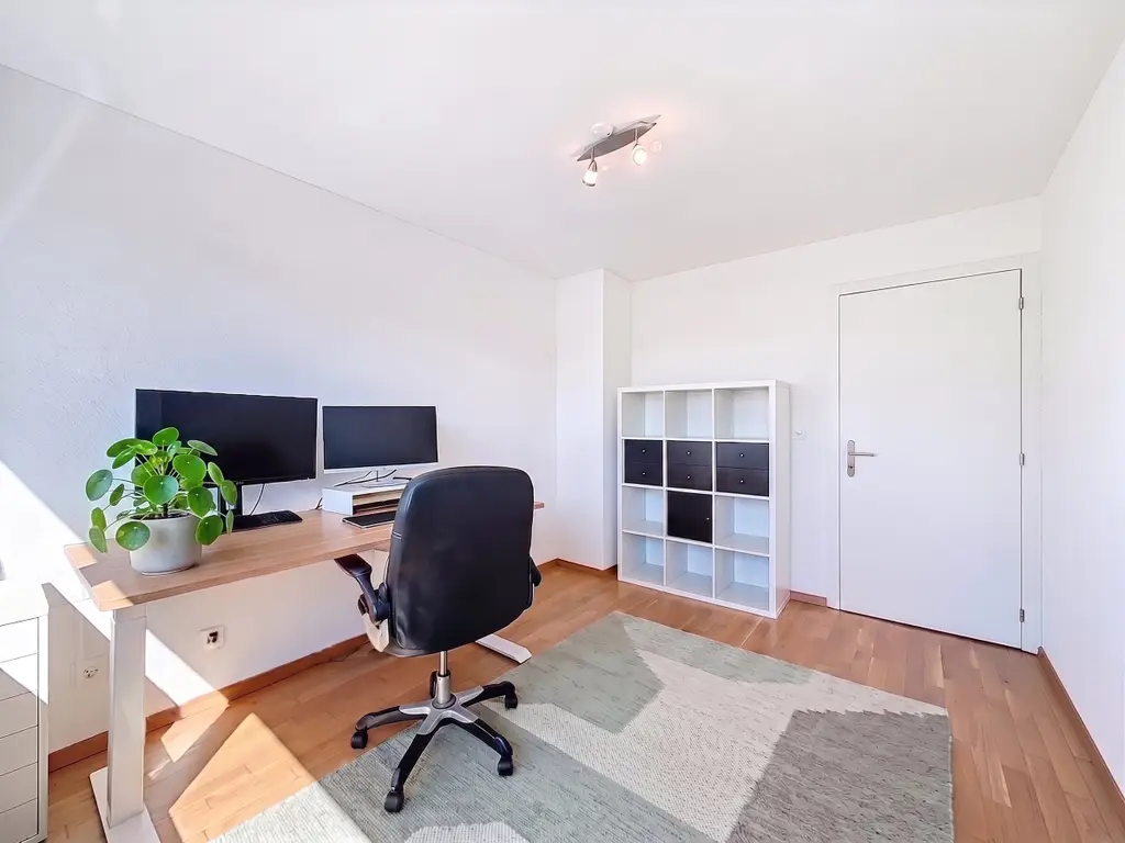 Duplex lumineux de 4,5 pièces, avec balcon plein sud et vue dégagée – belle opportunité à Belfaux