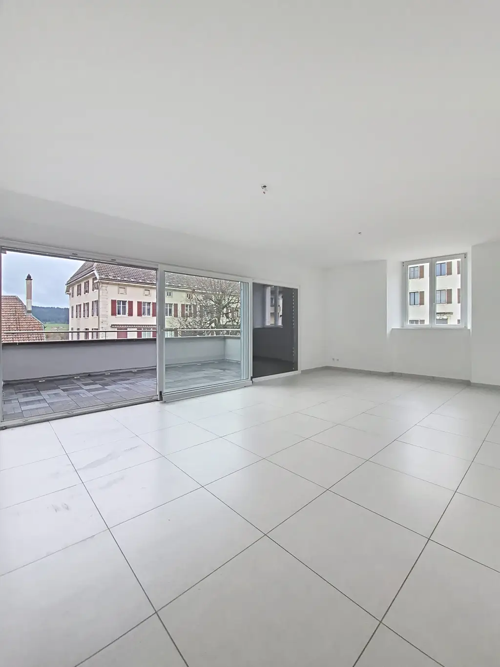 Très bel appartement lumineux et rénové, 5,5 pièces- proche de la nature