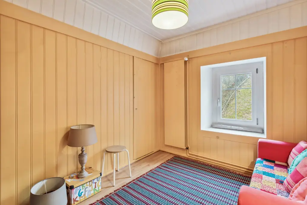Opportunité à saisir &#8211; maison individuelle de 5,5 p,  avec appartement 3,5 pc indépendant + potentiel