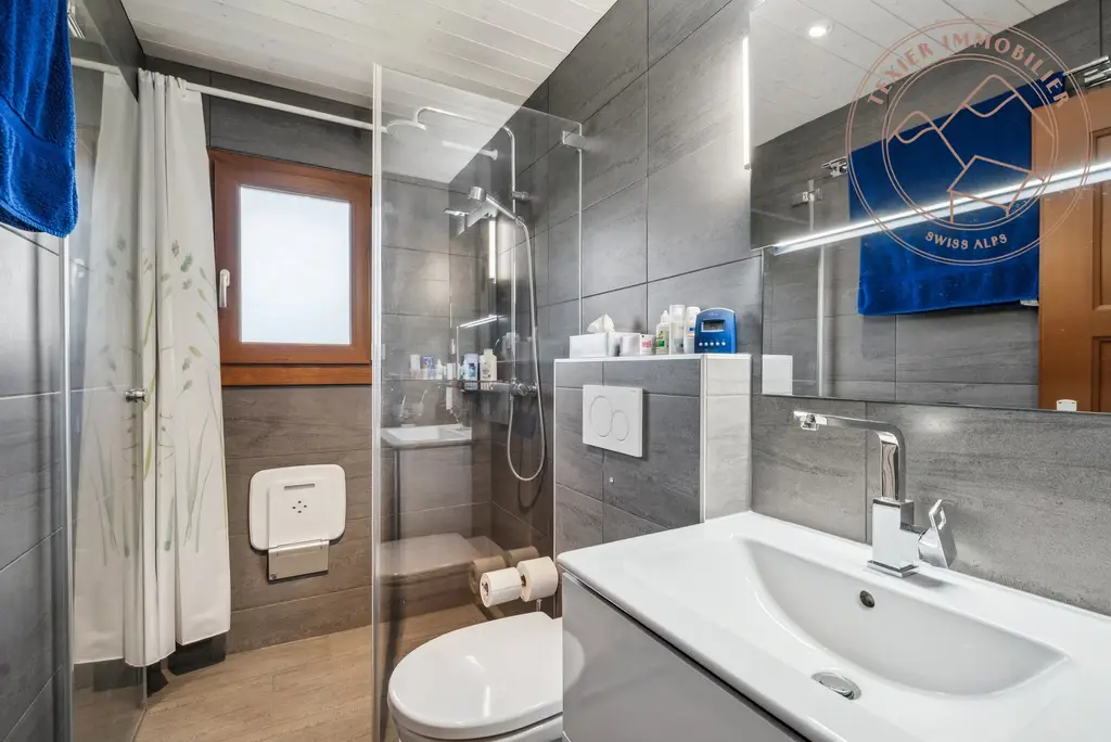 Superbe chalet entièrement rénové à vendre aux Giettes