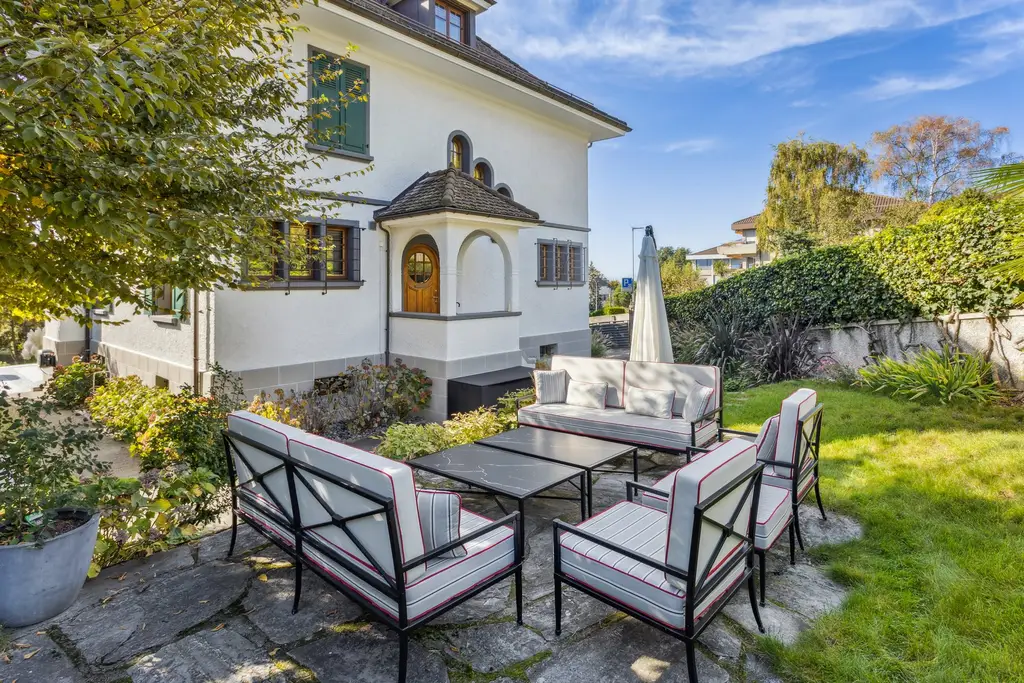 Magnifique maison de maître à 50m du lac à Pully