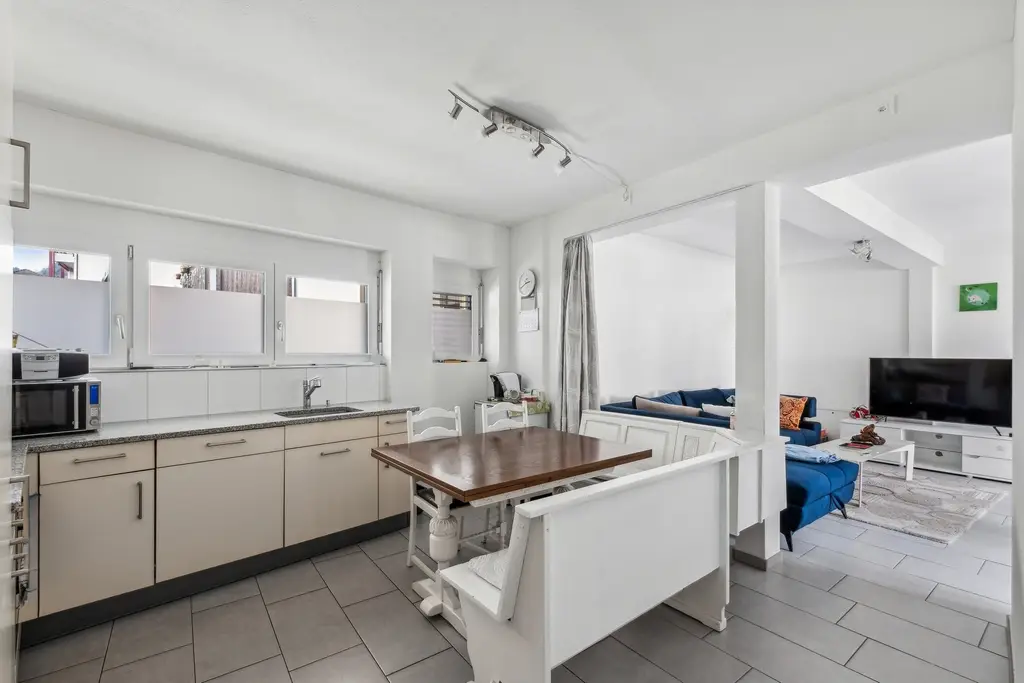 Gemütliche 2.5 Zimmer Wohnung mit herrlichem Ausblick in Gersau