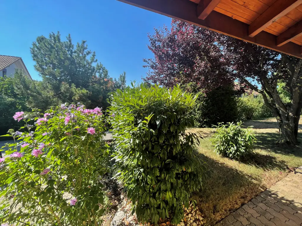 Ravissante maison individuelle avec un magnifique jardin, idéale pour une famille
