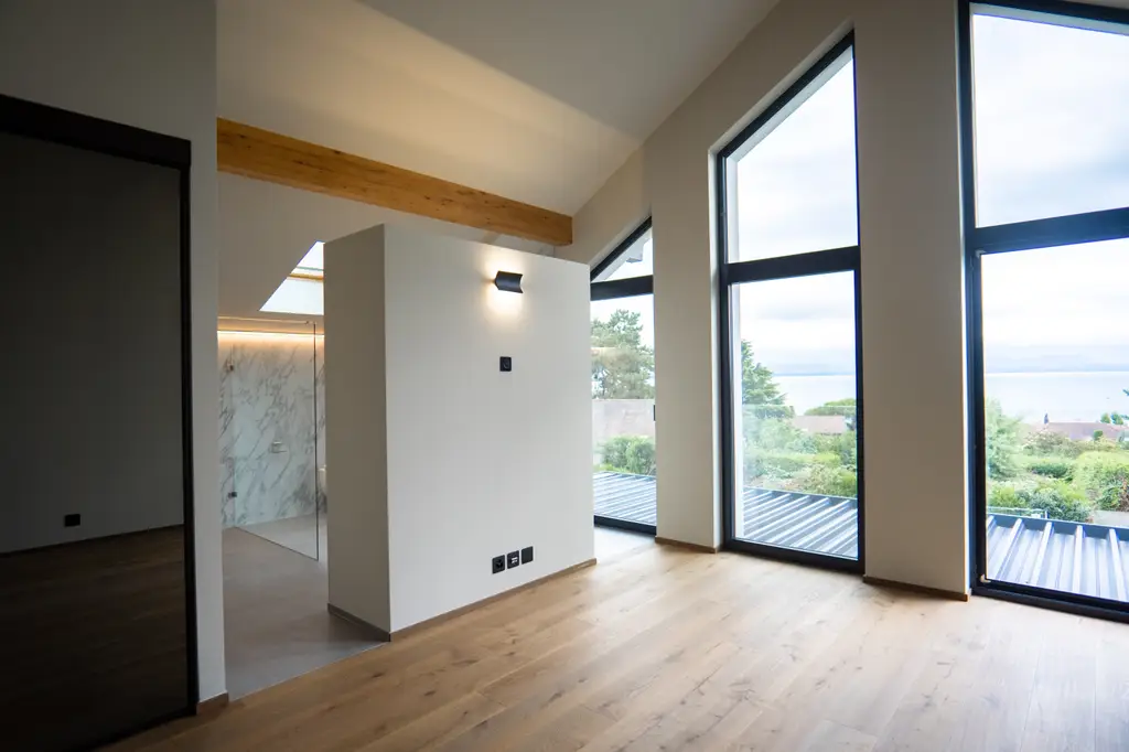 Villa contemporaine neuve avec vue sur le lac à St-Prex