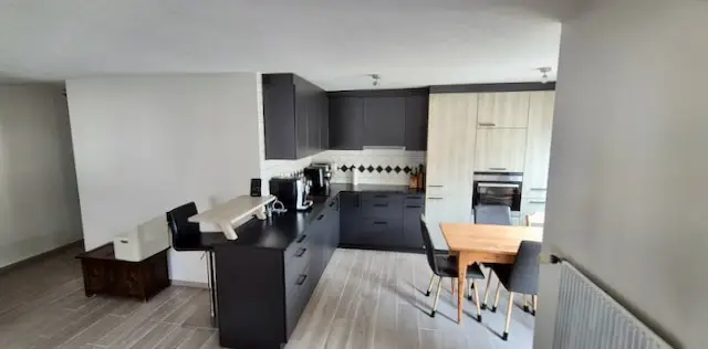 À vendre à Boudry – Bel appartement de 4,5 pièces rénové, au bord de l’Areuse