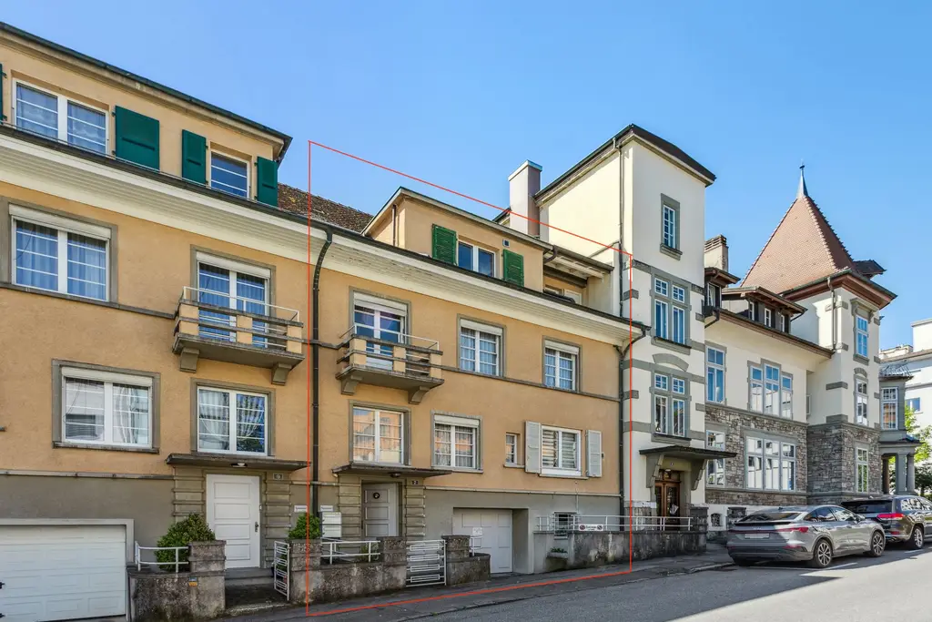 Fribourg – Maison de ville de 1932 avec jardin plein sud, à 500 m de la gare
