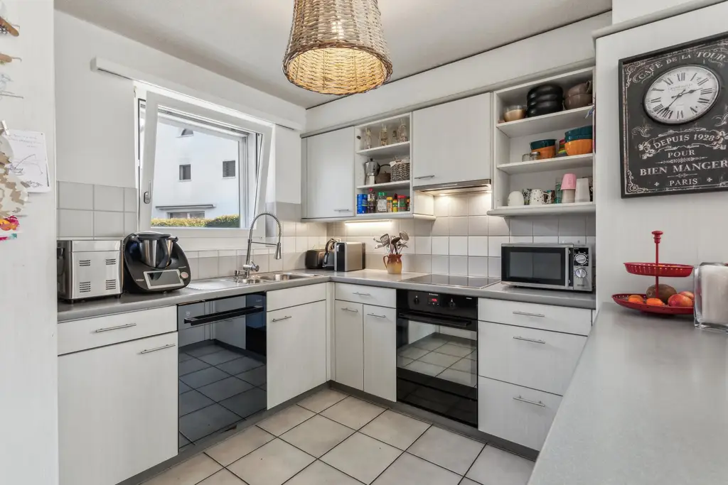 Idéale pour une famille, maison jumelée de 5,5 pièces à Treyvaux, dans un quartier calme