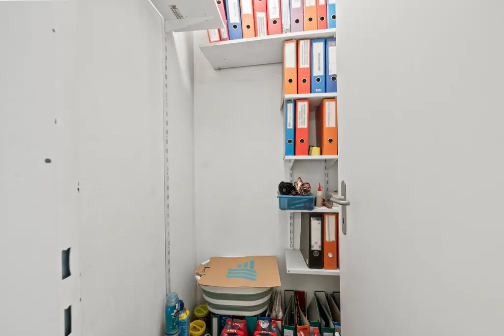 Modern, zentral und 2 Einstellhallenplätze inklusive