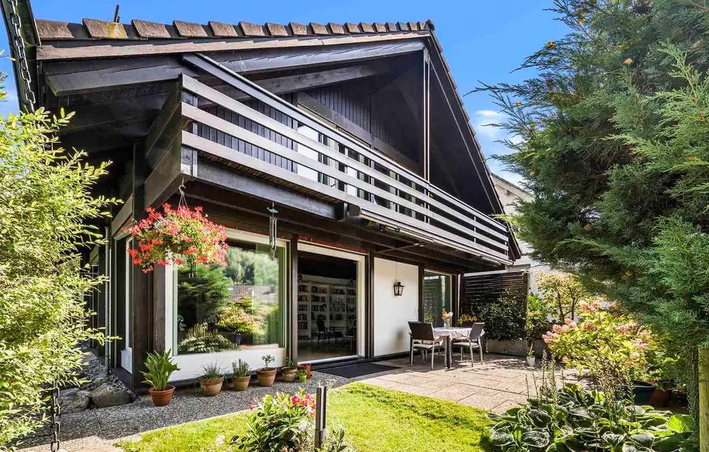 Élégante villa d’architecte avec studio indépendant – Vessy (GE)