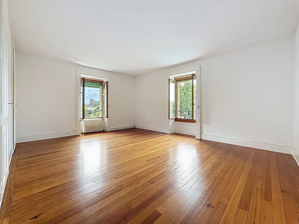 Rare, maison de maître d’exception – 3 appartements de prestige avec terrasse panoramique et parc arboré