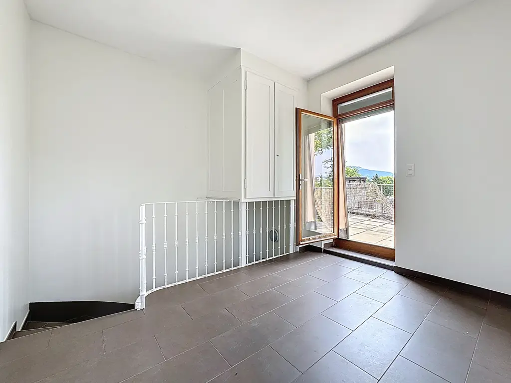 Rare, maison de maître d’exception – 3 appartements de prestige avec terrasse panoramique et parc arboré