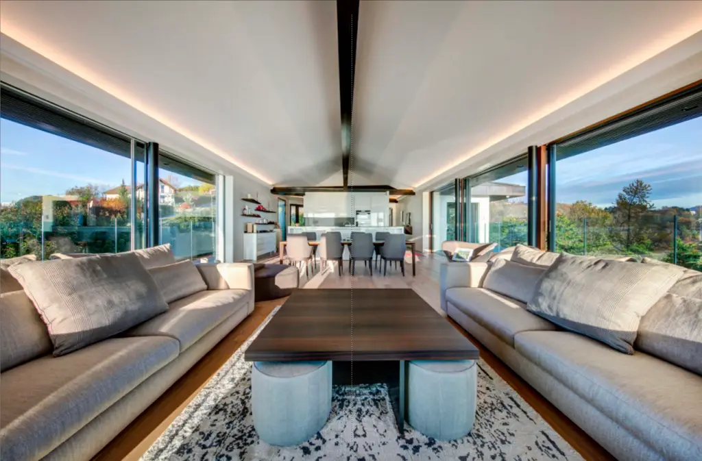 Maison d&rsquo;exception en position dominante à Belmont-Sur-Lausanne