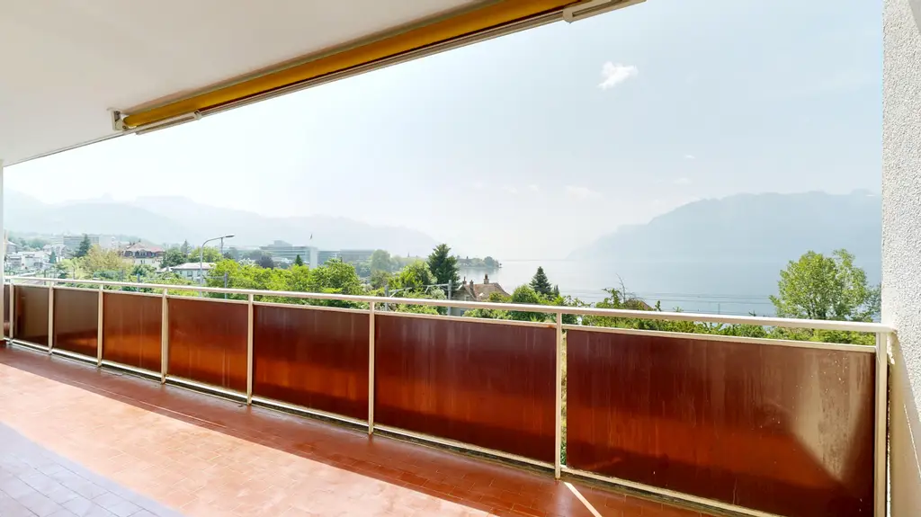 Attique de 4,5 pièces avec vue sur le lac