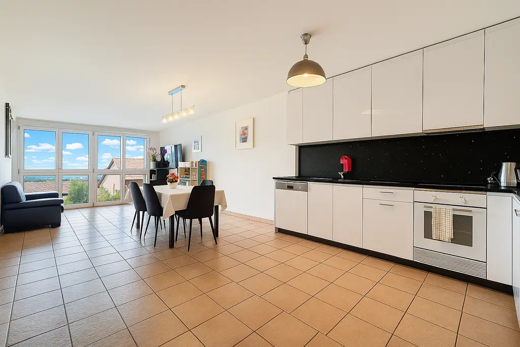 Duplex lumineux de 3.5 pièces avec vue sur les montagnes