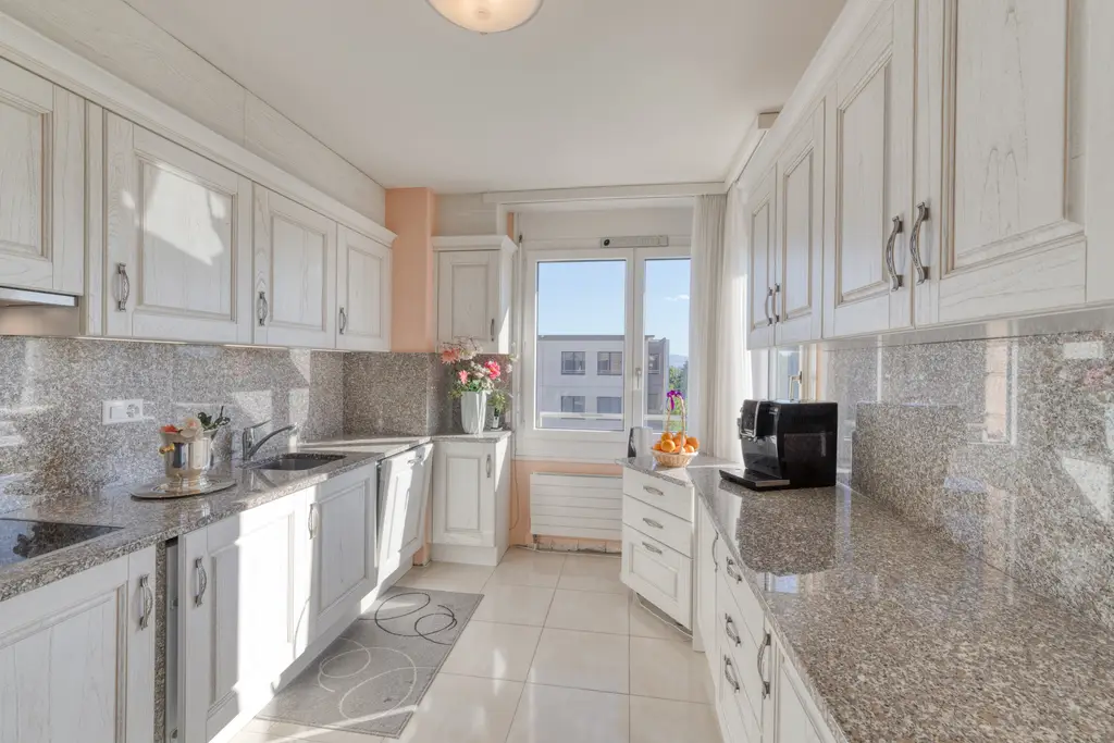 Superbe appartement de 5 pièces en attique au Grand-Saconnex
