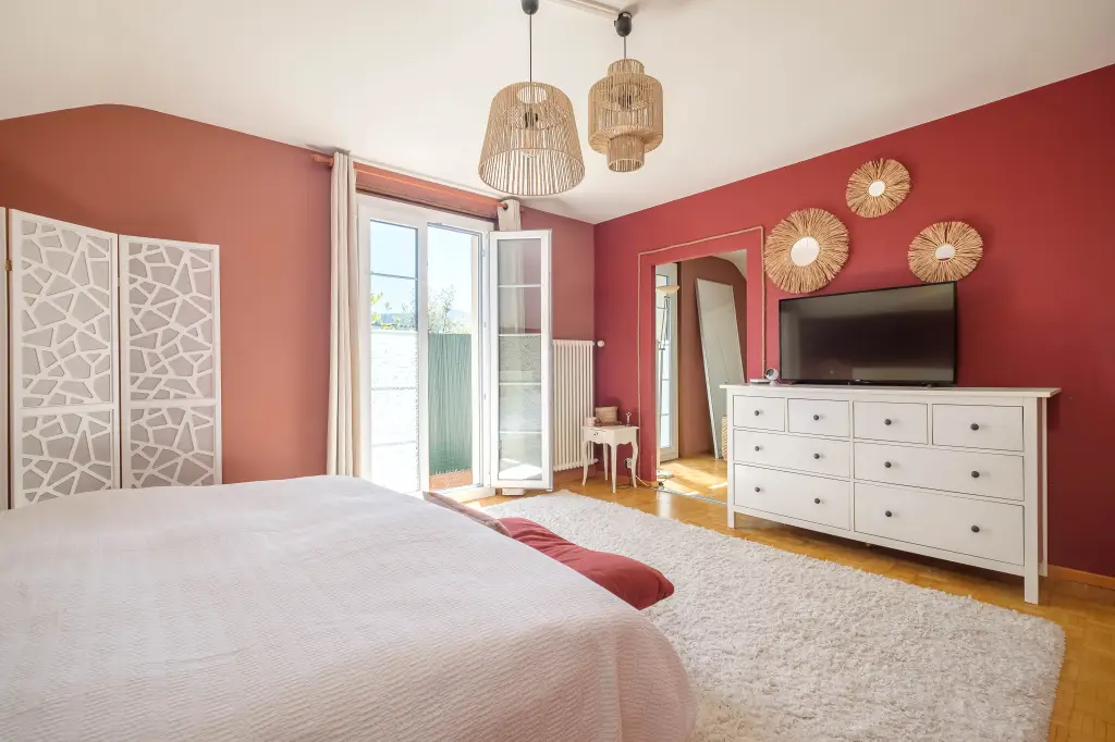 En exclusivité, superbe maison semi-individuelle à Thônex