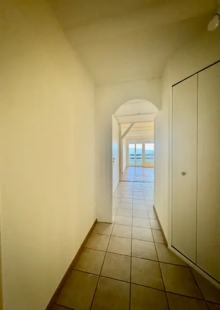 Exclusivité: Rénové! 4,5 Pièces avec superbe vue sur le Val-de-Ruz