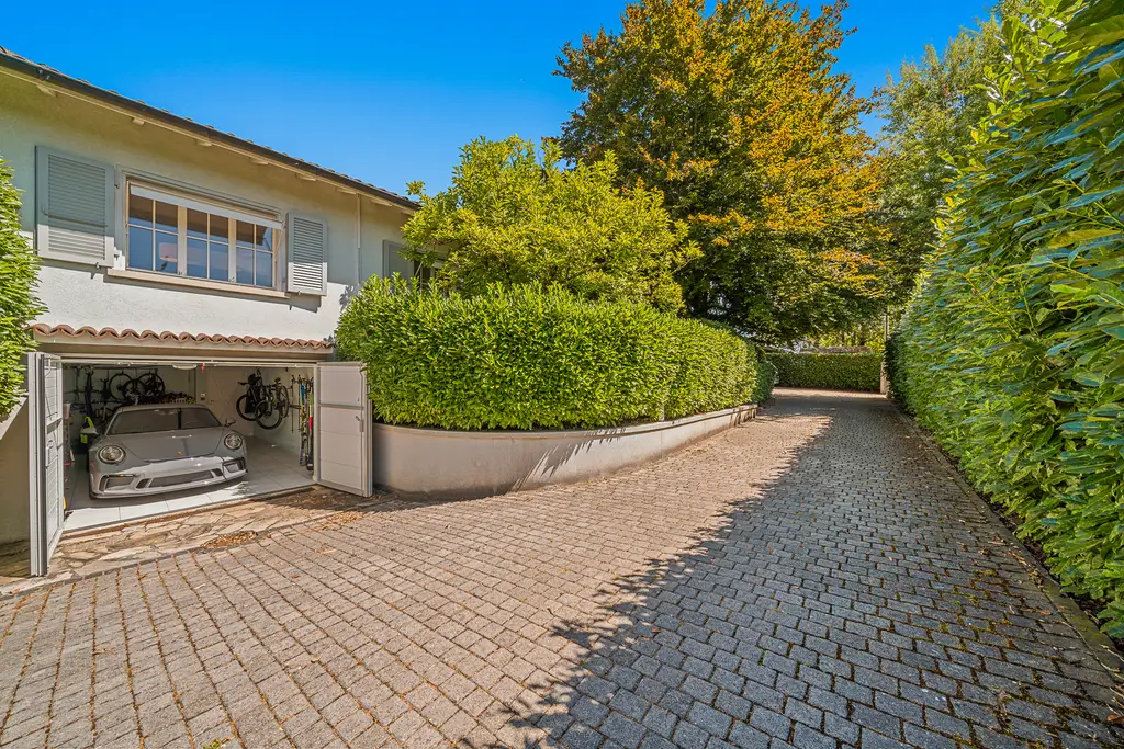 MAISON D’EXCEPTION EN TOUTE INTIMITÉ