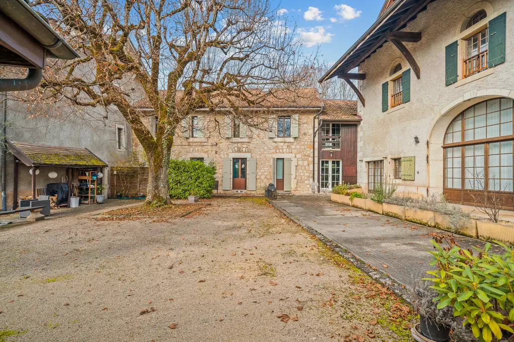 Cottage au coeur de village