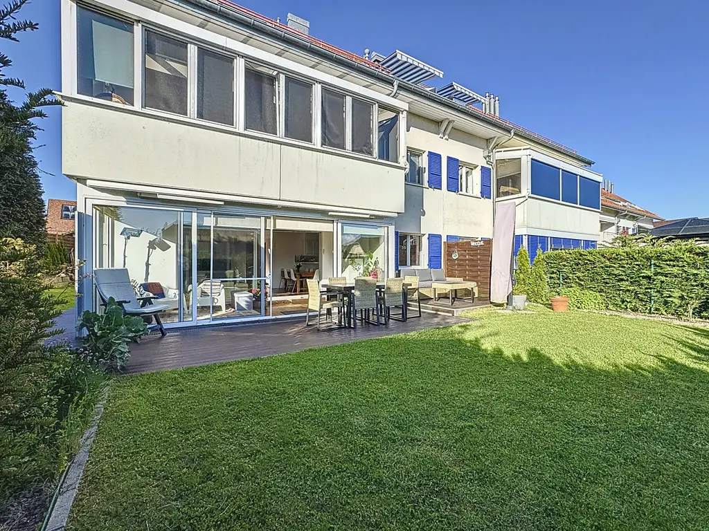 Spacieux et lumineux 4.5 pièces au rez-de-chaussée avec jardin privé