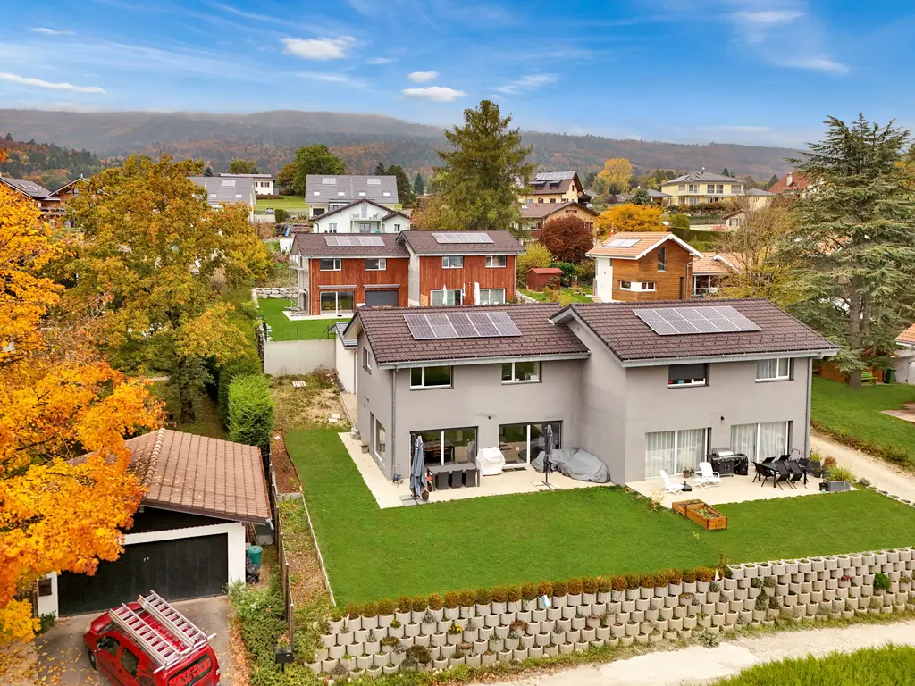 Superbe maison jumelle 4.5 p. – 139 m², plein sud, vue lac et montagnes – construction 2022