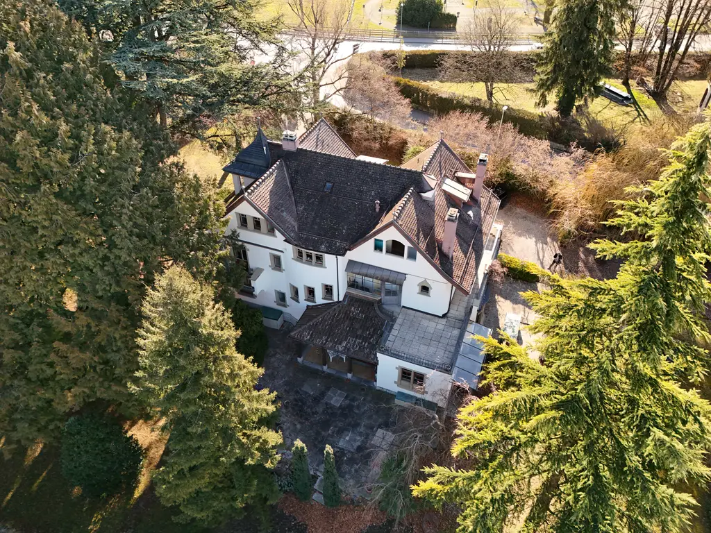 Maison de maître d’exception au cœur d’un parc arboré