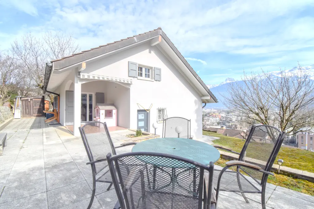 Villa avec vue imprenable !